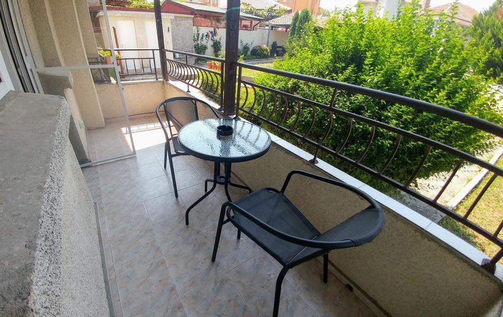 Single Apartment Elit Černomorec Exterior foto